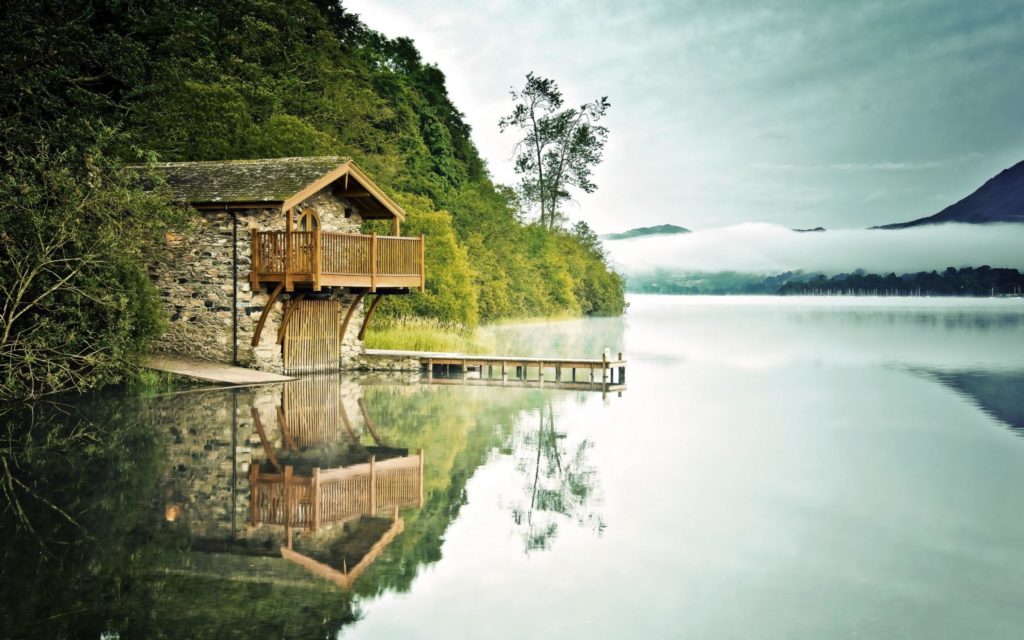 cottage_on_the_lake