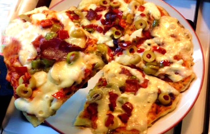 Tavada Pratik Pizza Tarifi